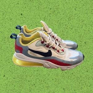 NIKE AIR MAX 270 BAUHAUS